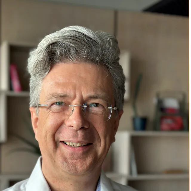 Porträt von Dr. Martin Althaus